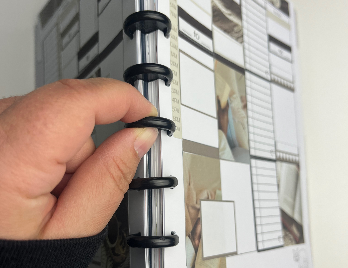 Homeschool Planner | Undated | Classic Size | Disc bound | Vertical layout | Track schedule, curriculum, weekly & monthly view & more